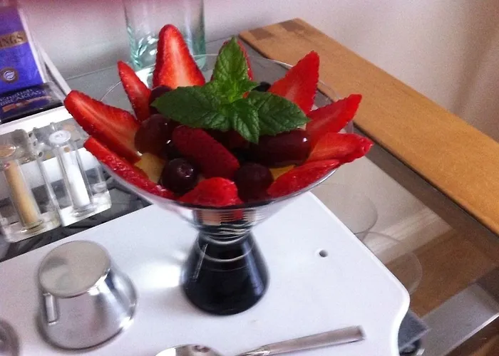 Willow House Bed & Breakfast *